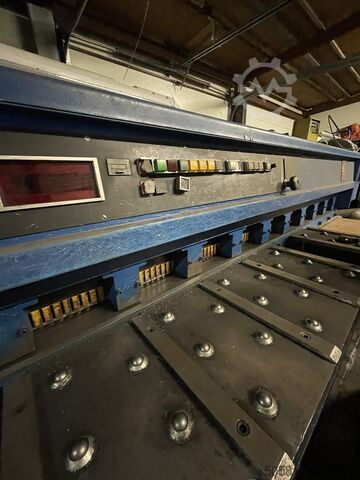 Гидравлические гильотинные ножницы HJO 2,5 м x 4 мм HJO from Sweden HGC 4