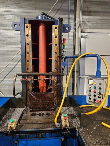 открытый боковой строгальный станок Yeo Sheng Machinery TSH-TUVB-1010 Spieba 