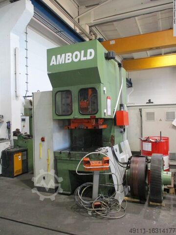 Эксцентриковый пресс - одиночная колонка AMBOLD EERH 100