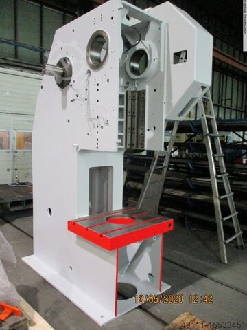 Эксцентриковый пресс - одиночная колонка ZEULENRODA PED 63/3