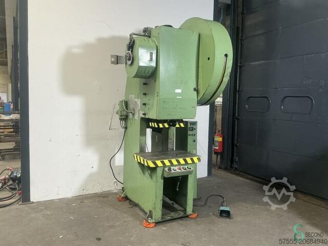Эксцентриковые прессы MZ Pleven PE-63 1989 MZ Pleven PE-63