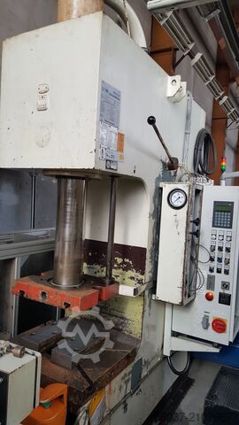 эксцентриковый пресс Raster PYE 40 S1