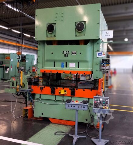 Эксцентриковый пресс AIDA NC2-160 тонн AIDA NC2-160