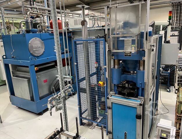 Гидравлический многоплиточный порошковый пресс с ЧПУ Dorst TPA 120