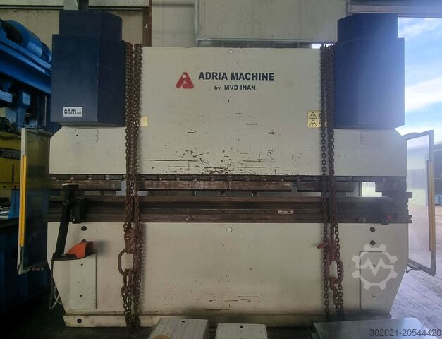 Гидравлический листогибочный станок с ЧПУ - ADRIA Adria 40/400