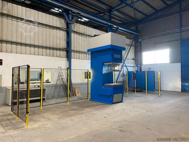 Гидравлический пресс Hidrogarne CF-300E/NC