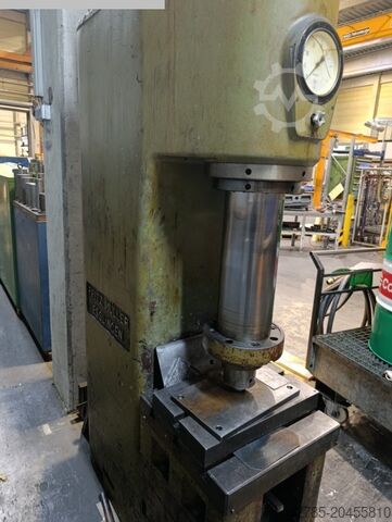 Одноколонный пресс - гидравлический MUELLER CE 25