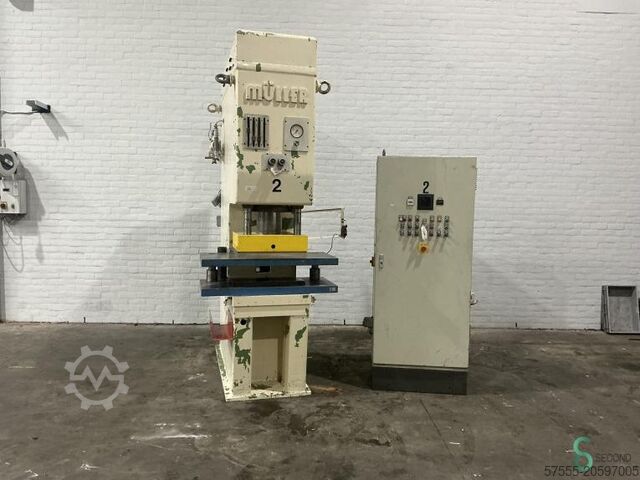 Гидравлический пресс Müller CD 100 1981 Müller CD 100