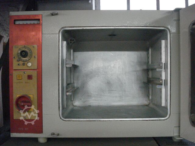 Электрическая камерная печь Heraeus BT 5042