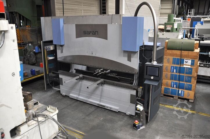 Гидравлические листогибочные прессы Safan CNCL-K 80 ton x 3100 mm CNC