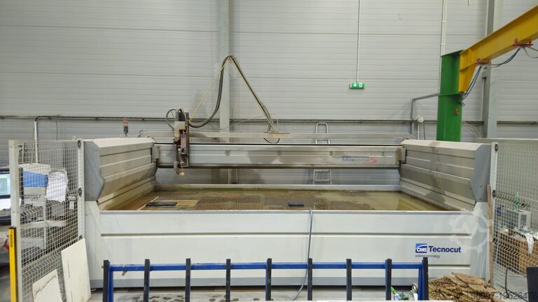 Система гидроабразивной резки CMS Tecnocut MILESTONE S 2040