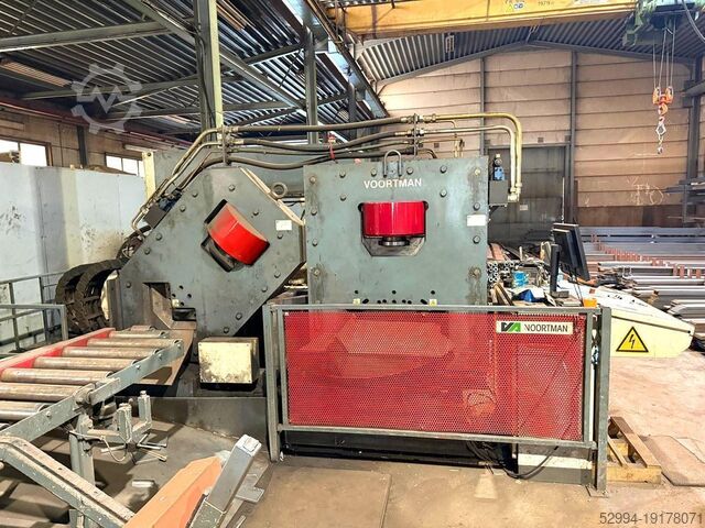 Штамповка и пробивка тонкого листового металла Voortman V550A flat and angle processing machine