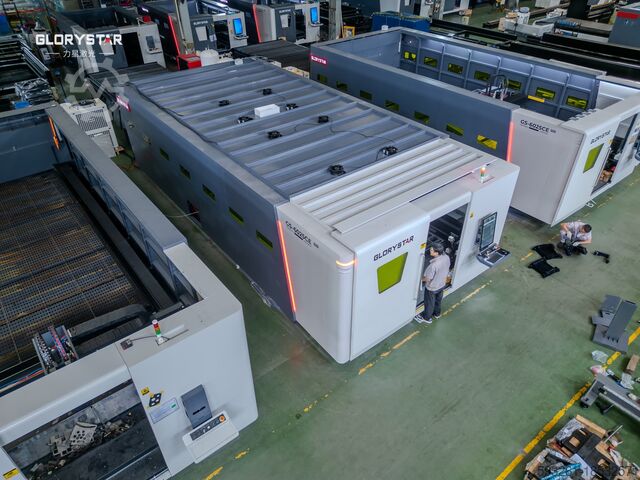 Лазерный станок для резки металла Enclosed Fiber Laser Metal Cutter GS-6225CE PRO (Exchange Table)