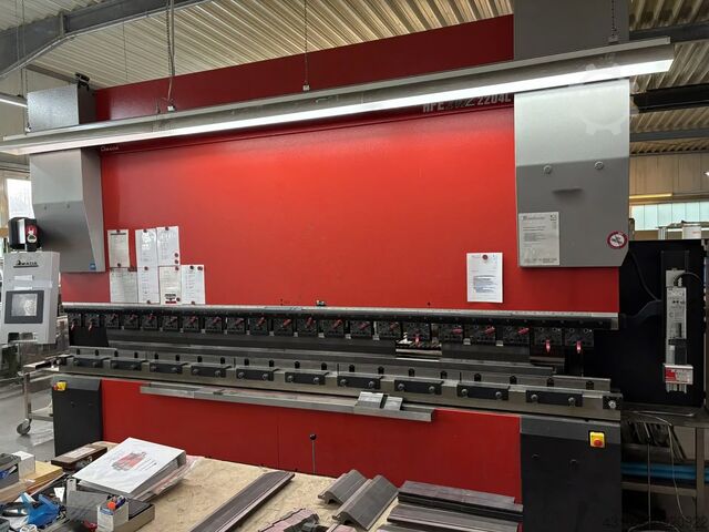 лазерный станок для резки Amada HFE M2 2204 8 AXESL