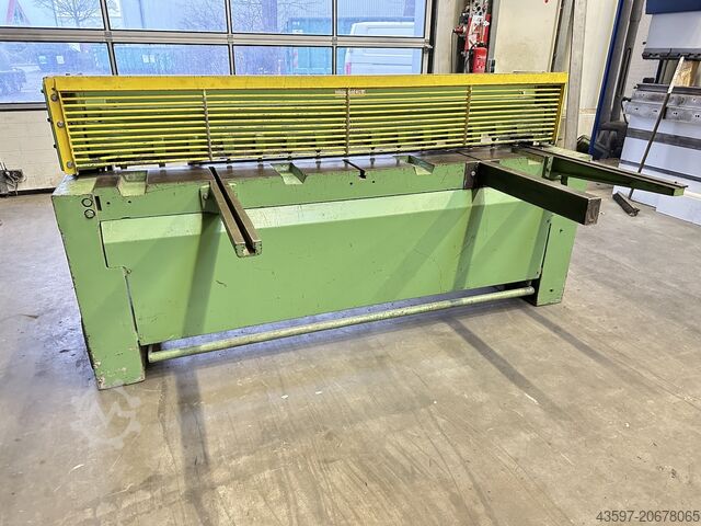 Гильотинные ножницы KRAMER 2050 x 3 mm