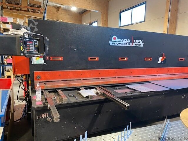гидравлические гильотинные ножницы Amada 840