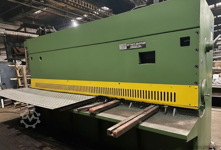 Гильотина Strojarne Piesok 