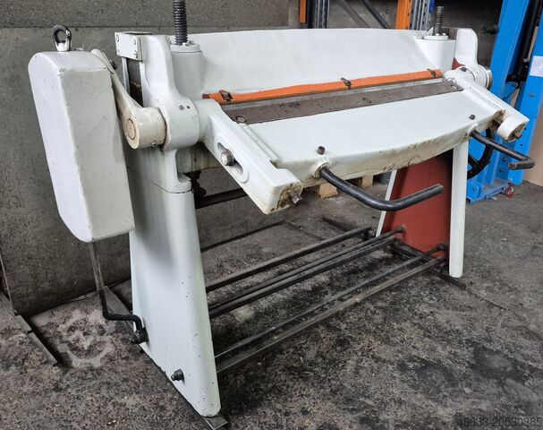 Ручной листогибочный станок (с поворотной балкой) TST XO 1000/3A