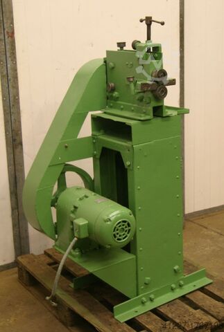 Листогиб unbekannt** Ausladung 50 mm