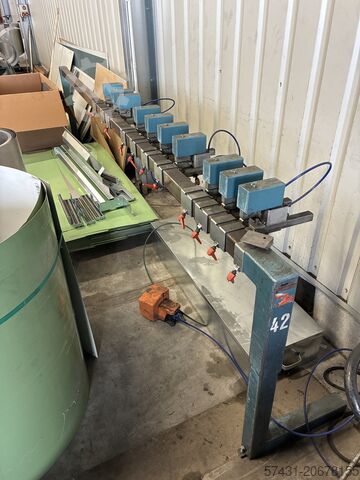 Пресс для отбортовки днищ котлов / Пресс для пробивки рядных отверстий MABI 8Z