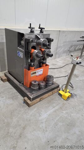 профилегибочный станок, вальцы для профиля, вал 50 мм COMAC 303