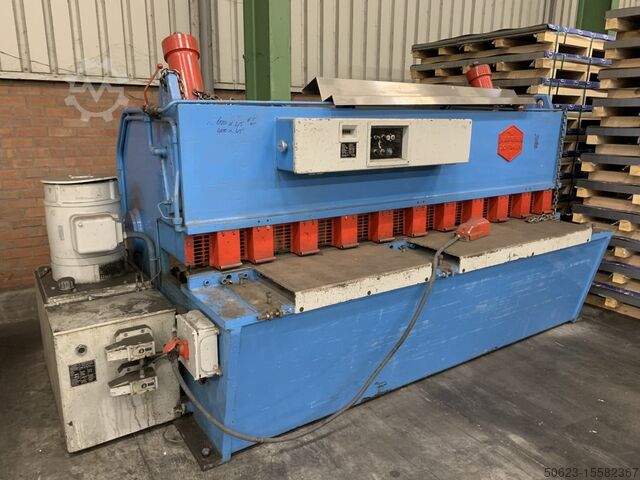 Гильотинные ножницы Hämmerle 2500 x 4