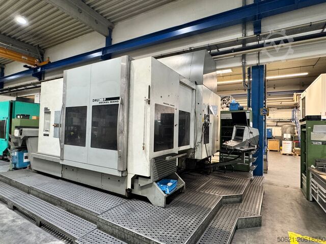Универсальный обрабатывающий центр Deckel Maho 200 P