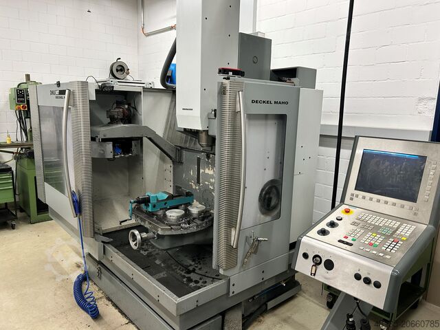 Универсальный обрабатывающий центр Deckel Maho DMU 50T