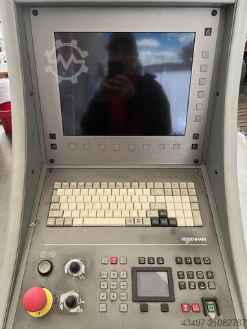 универсальный обрабатывающий центр Deckel Maho 60 Hi dyn