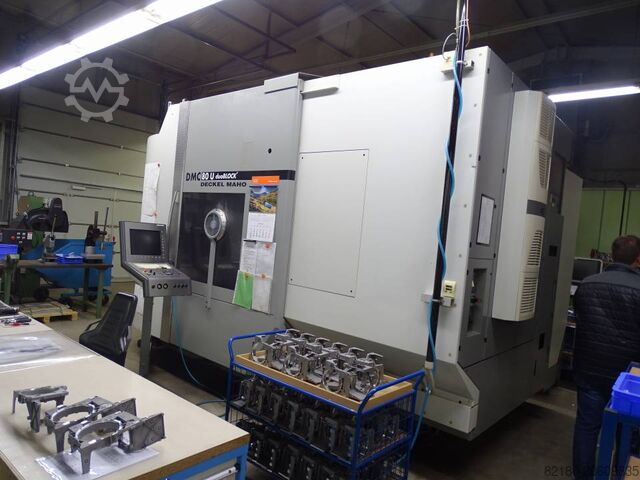 Универсальный обрабатывающий центр Deckel Maho DMU 80U duoblock