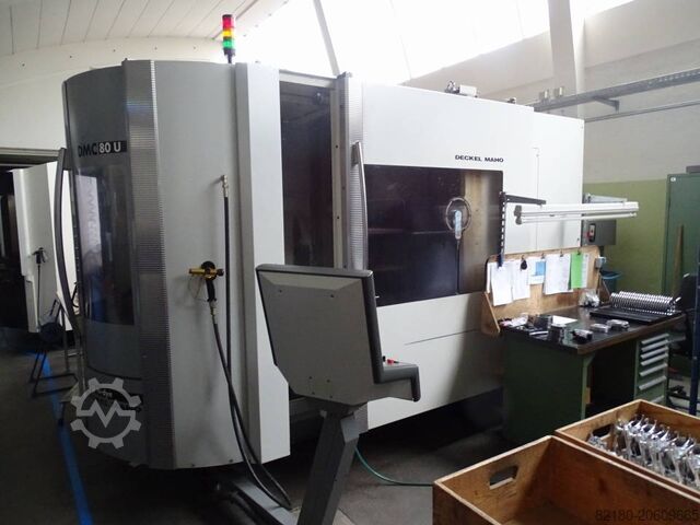 Универсальный обрабатывающий центр Deckel Maho DMU 80U