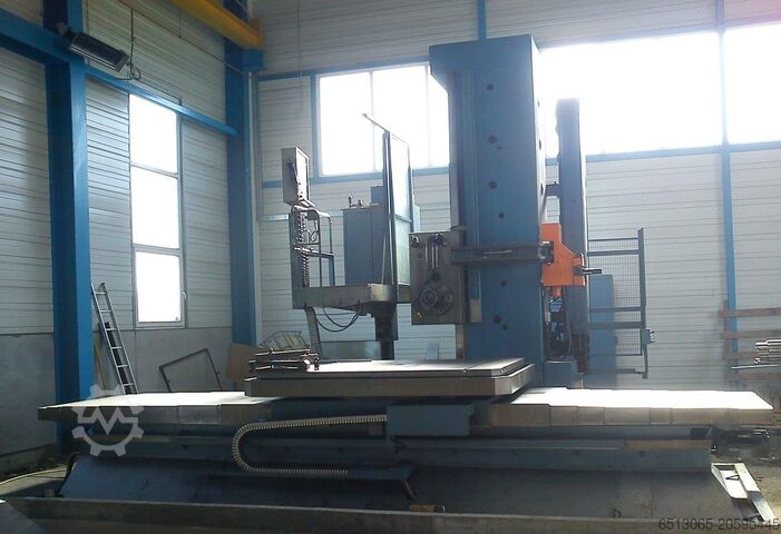 Настольная расточная фреза TOS WHQ 13 CNC