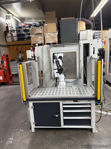 вертикальный обрабатывающий центр Haas VF-2 Laderoboter