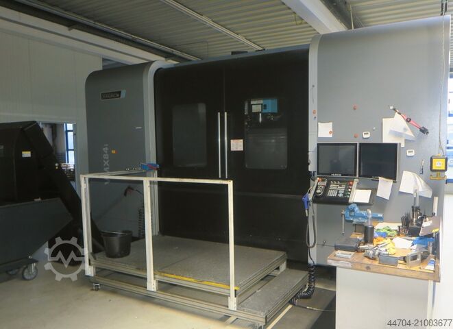 вертикальный обрабатывающий центр Hurco VMX 84 i