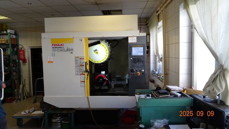 Вертикальный обрабатывающий центр FANUC Robodrill Alpha D21LiB5