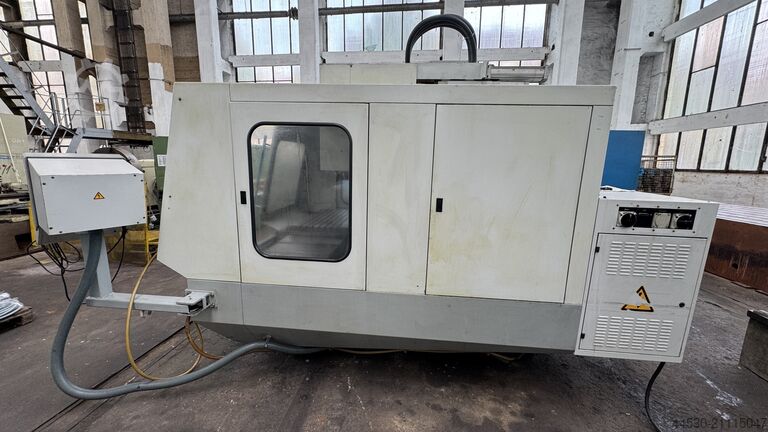 вертикальный обрабатывающий центр MIKRON VC1000