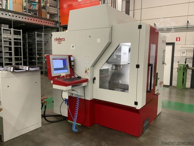 вертикальный обрабатывающий центр Röders Tec RXP 501