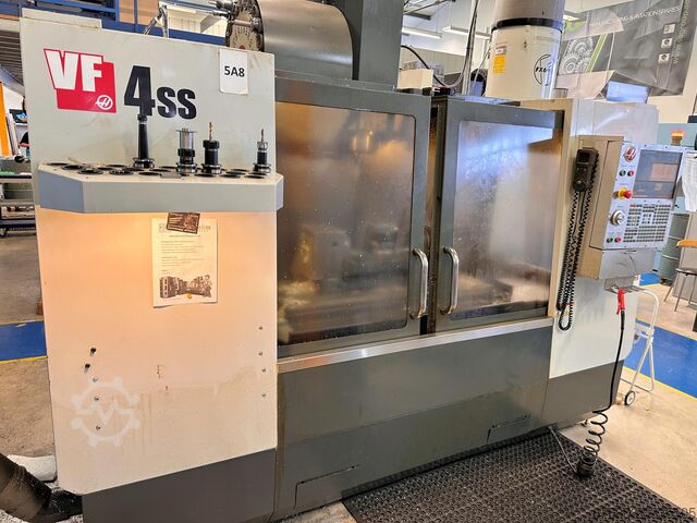 5-осевой вертикальный обрабатывающий центр HAAS VF-4SS