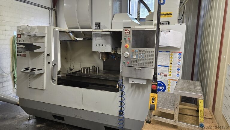 Обрабатывающий центр - вертикальный Haas VF 3/1 YT 50 HE