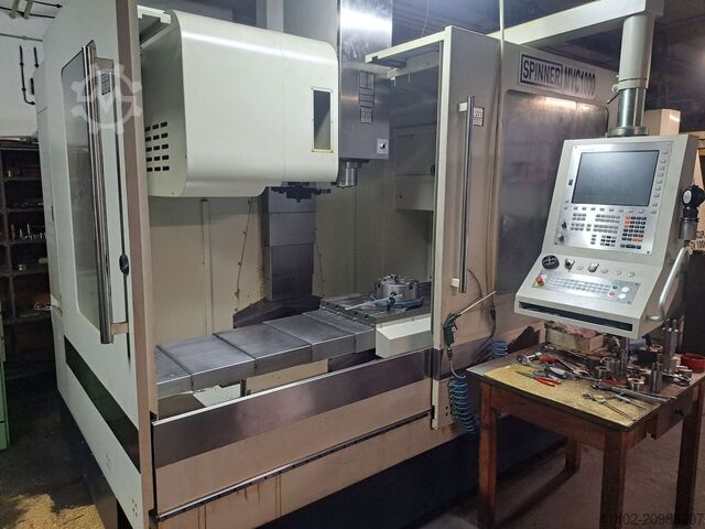 вертикальный обрабатывающий центр Spinner MCV 1000