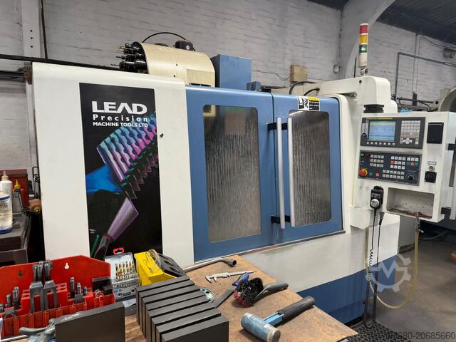 Вертикальный обрабатывающий центр Leadwell V-42i