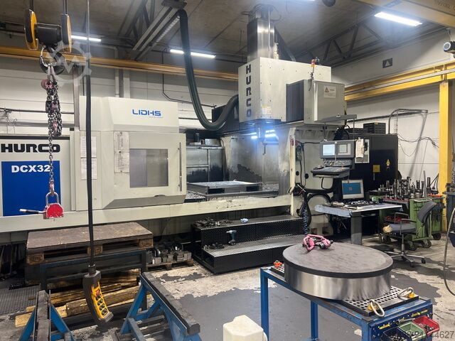 Двухколонный обрабатывающий центр HURCO DCX32