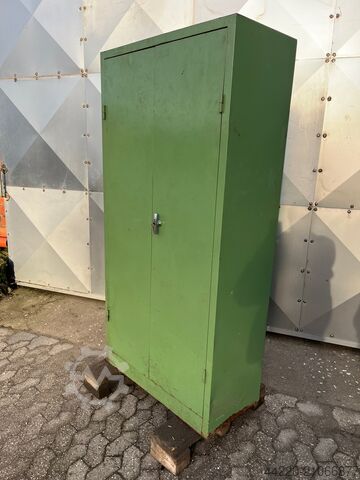 шкаф для инструментов  