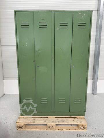 Шкаф с дверями UNBEKANNT Spind Schrank Werkstattspind