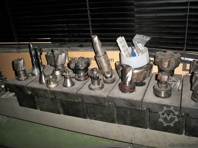 Шкаф для инструментов Deckel FP