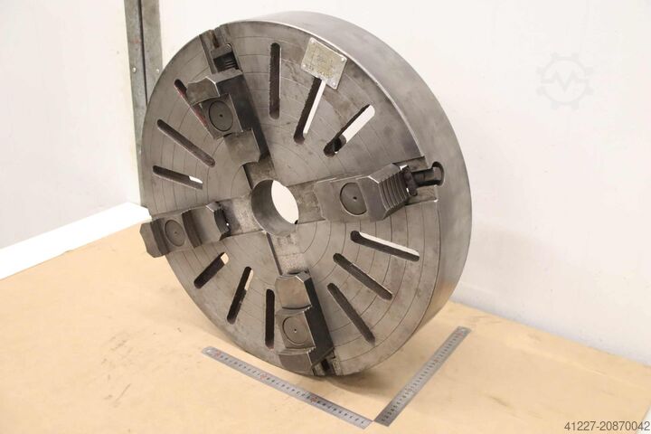 токарная планшайба unbekannt Ø 560 mm
