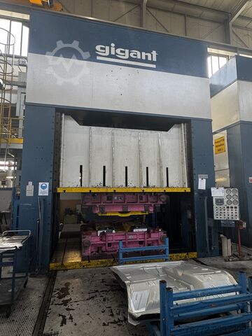 Гидравлический пресс с двумя колоннами Gigant G2-1200/2