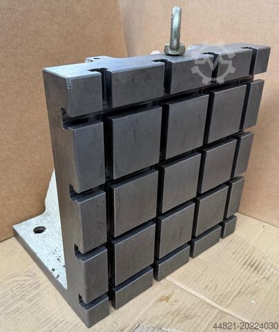 Угол зажима  