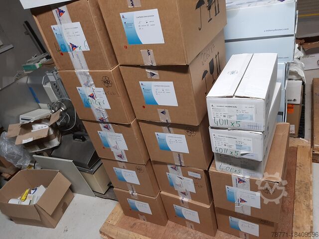 200-073-903 Miltenyi Biotec Luer/Spike Interconnector