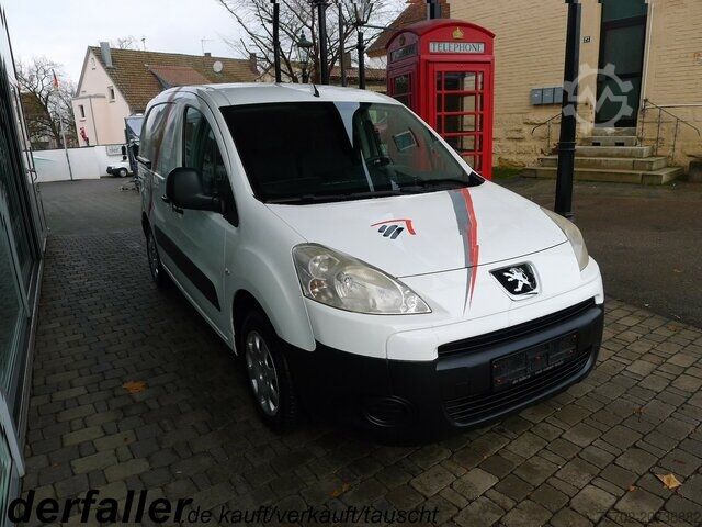 Кастомизированный фургон Peugeot Partner 3-Sitzer